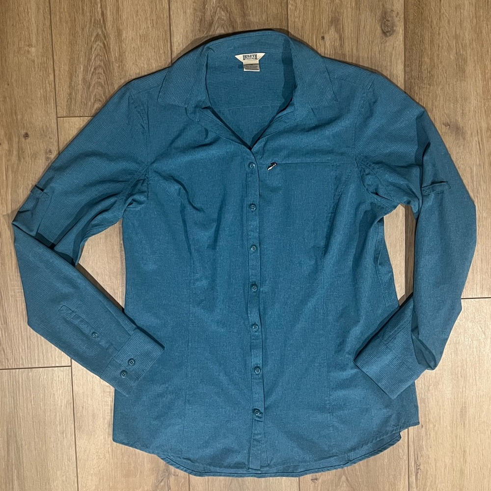 Duluth Trading Co Breezeshooter Teal Women’s Button Up Top Medium
